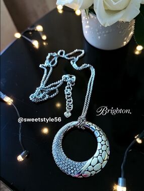 BRIGHTON "Pebble Ice" Crystal & Silver Large Pendant Long Length Necklace CHIC!